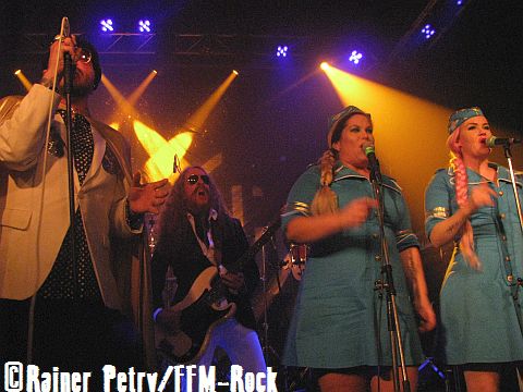 11 nightflightorchestra weiher 02